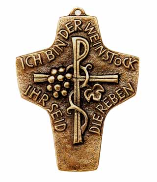 Bronzekreuz, 132, Weinstock, h=10cm